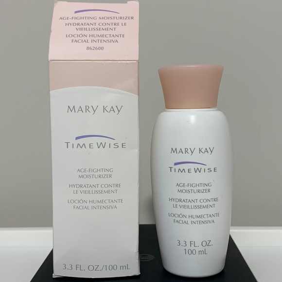 Mary Kay Timewise Age Fighting Moisturizer for Combo to Oily Skin 3.3 Fl Oz NIB - Picture 1 of 5